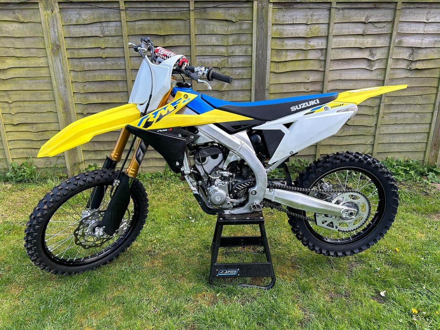 Best 2021 Suzuki RMZ 250 Dirt Bike - Image 5