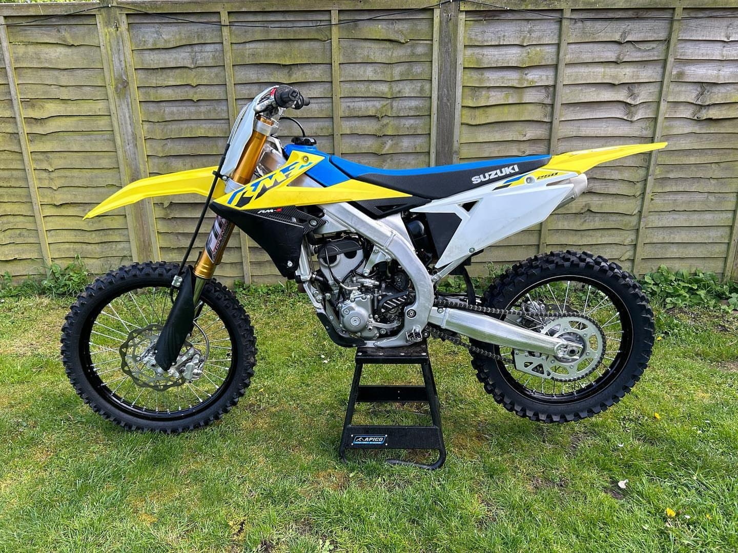Best 2021 Suzuki RMZ 250 Dirt Bike - Image 3