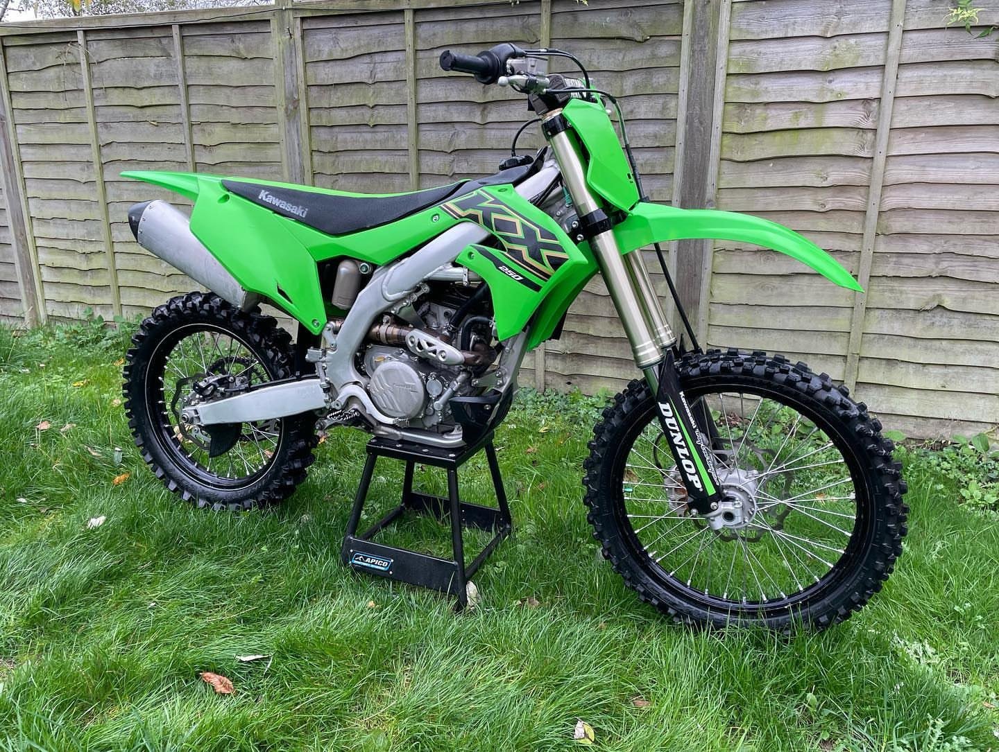 Best Kawasaki KXF 250 2021 Dirt Bike - Image 6