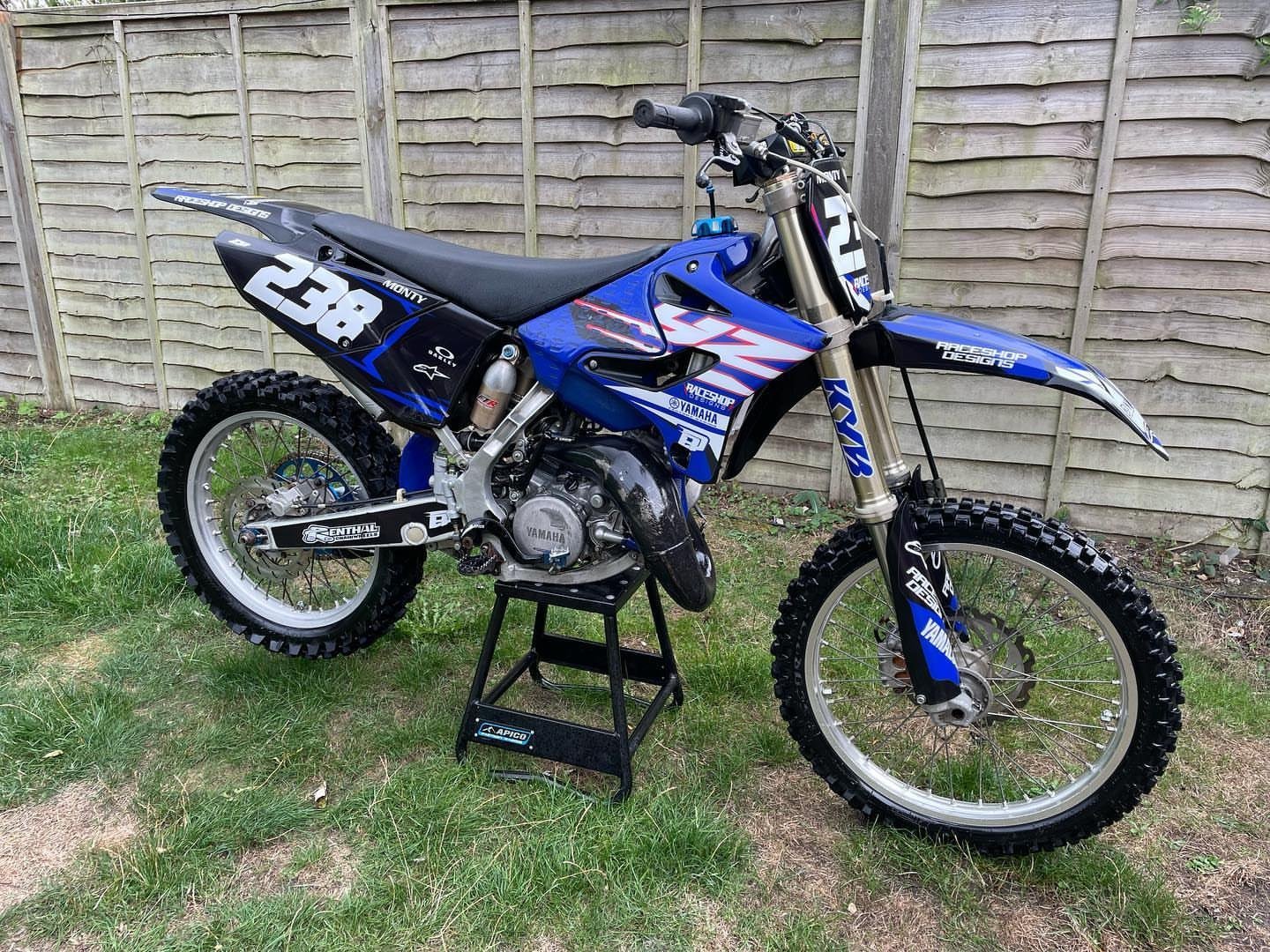 Best YAMAHA YZ 125 2006 Dirt Bike - Image 7