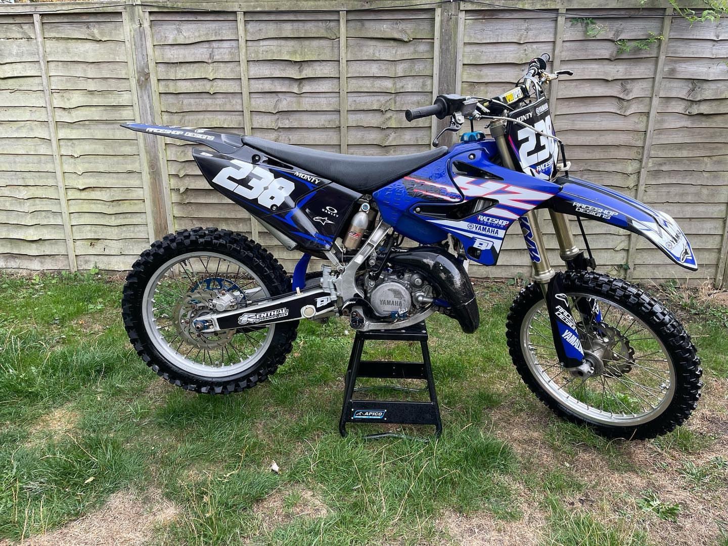 Best YAMAHA YZ 125 2006 Dirt Bike - Image 8