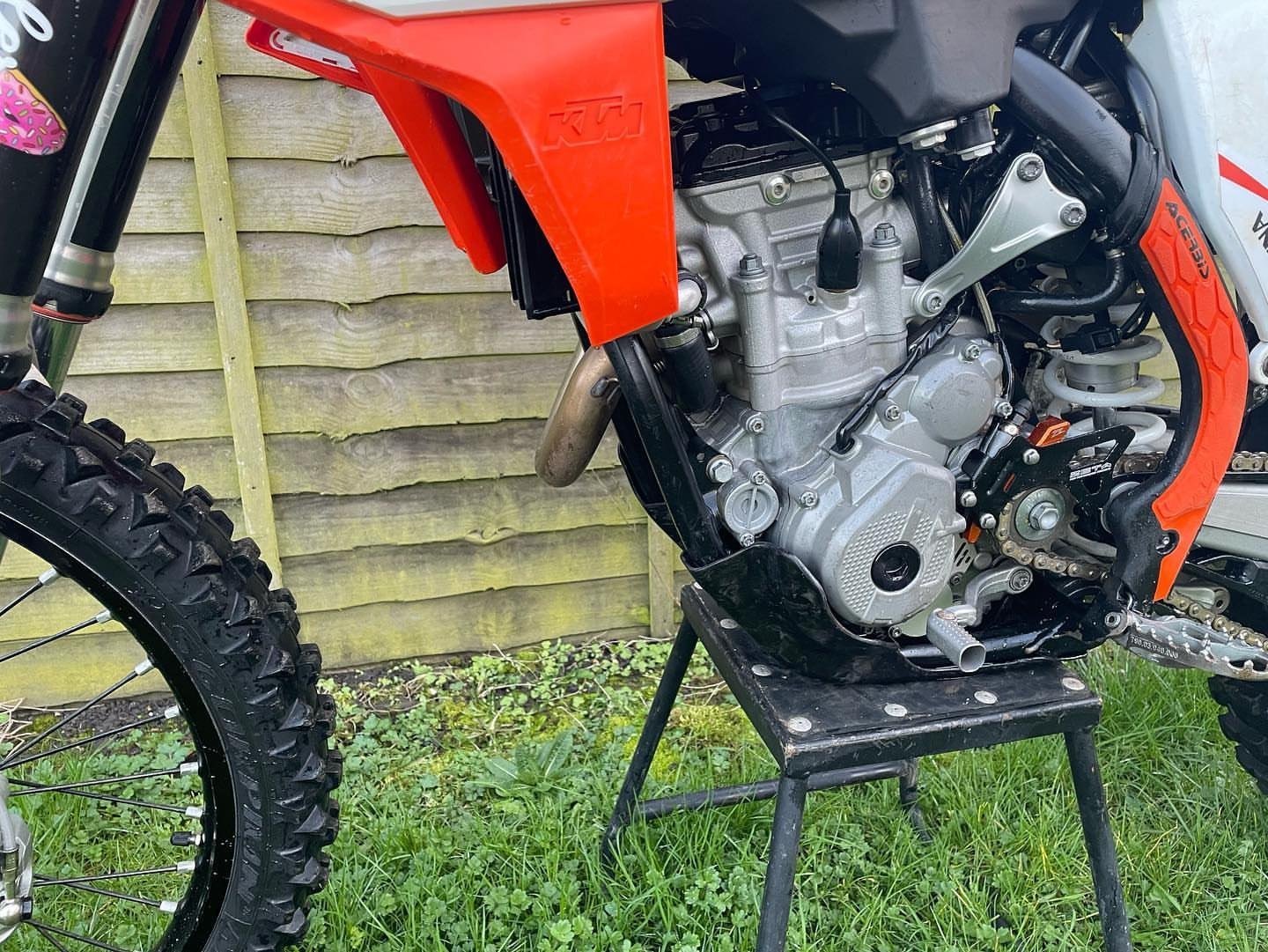 Best KTM SXF 250 2019 Dirt Bike - Image 5