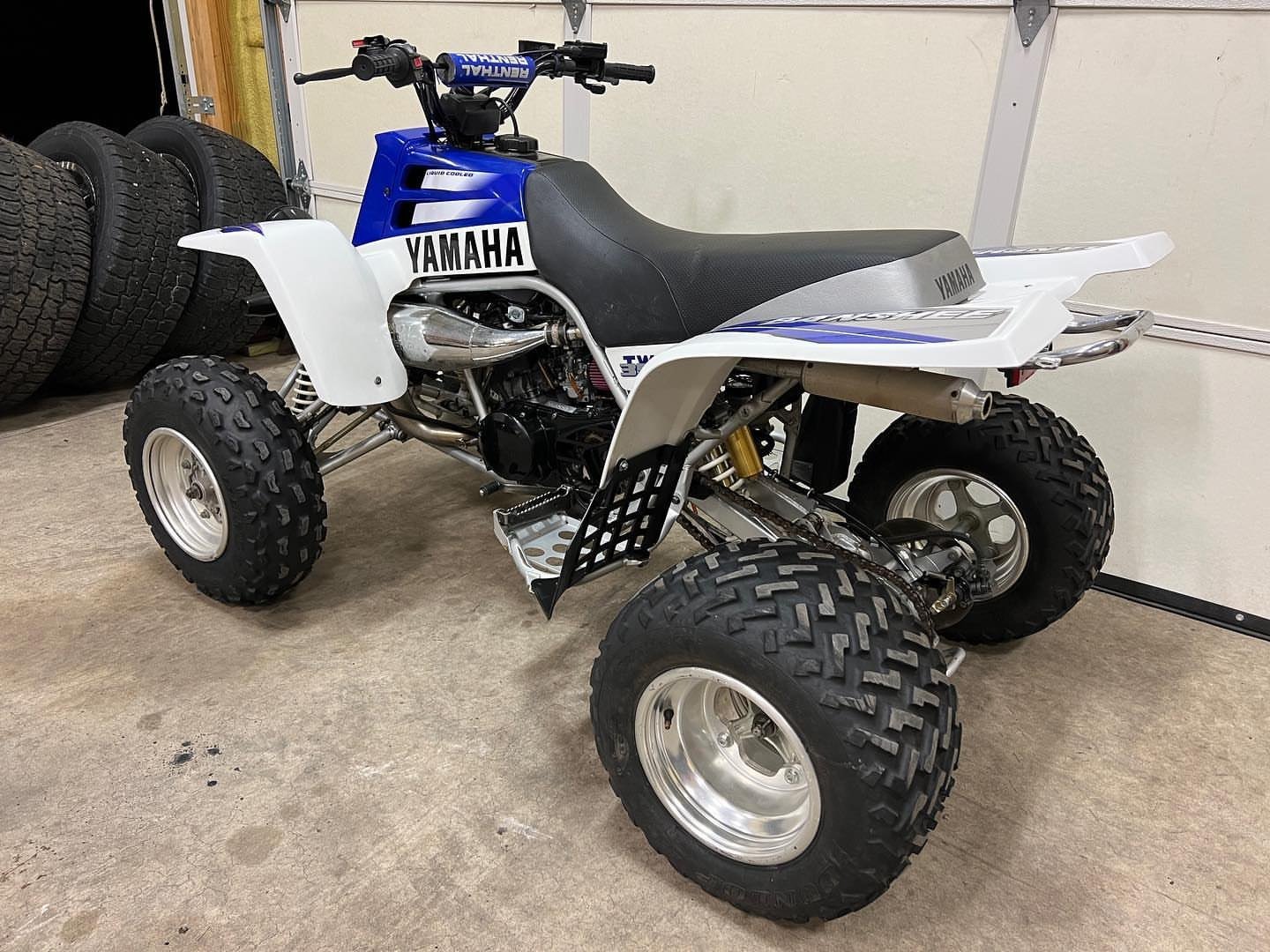 Best 1998 Yamaha Banshee 350 - Image 2