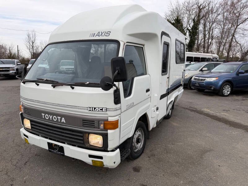 1998 Toyota HiAce | CPP Processing CO Ltd | Best Cars in Europe