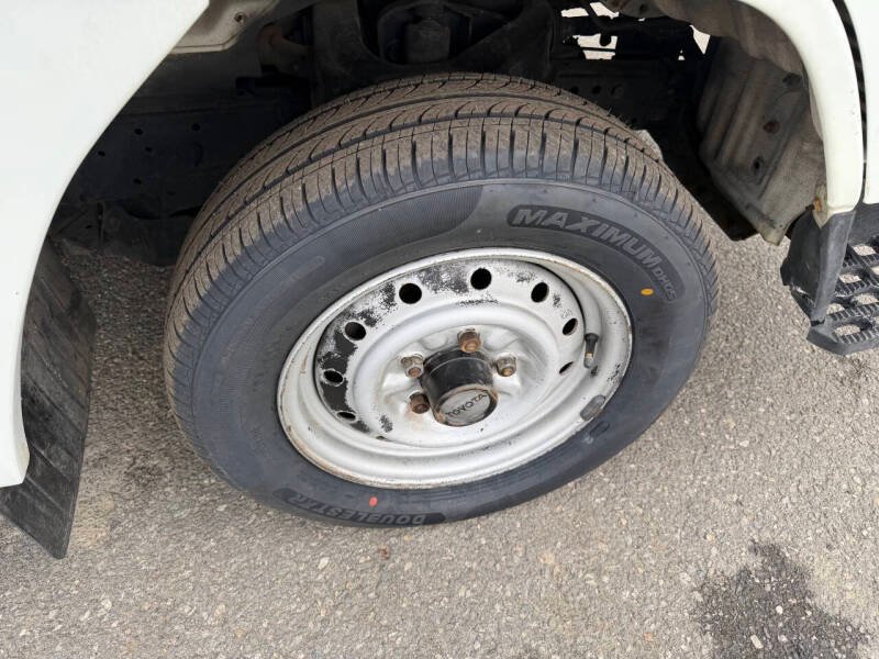 1998 Toyota HiAce | CPP Processing CO Ltd | Best Cars in Europe