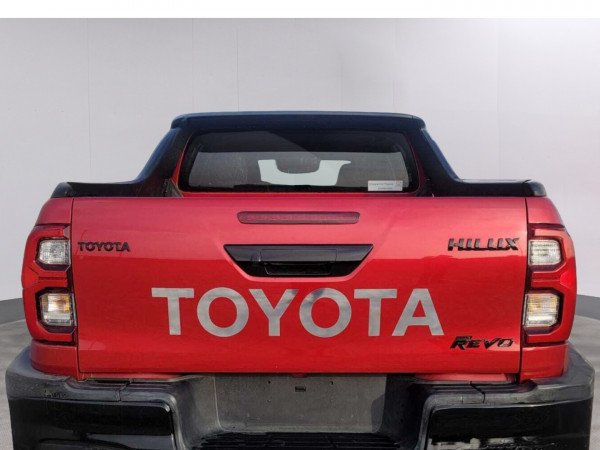 Toyota Hilux 2016 | right-hand-drive CPP Processing
