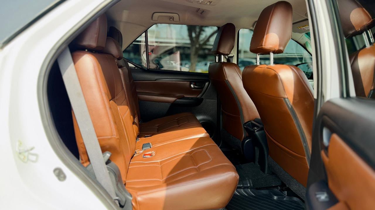 2023 TOYOTA Fortuner 7 Seats