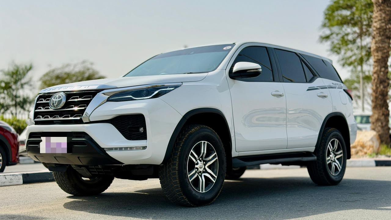 2023 TOYOTA Fortuner 7 Seats